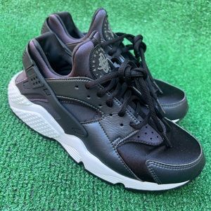 NIKE Air Huarache Running Shoes - Metallic Black Women's Size 7.5 (fits like a 7